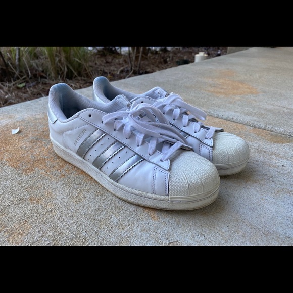 Adidas Superstar Shoes - Picture 1 of 6